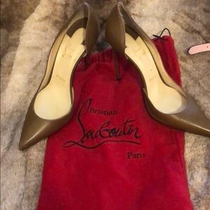 Red bottoms
